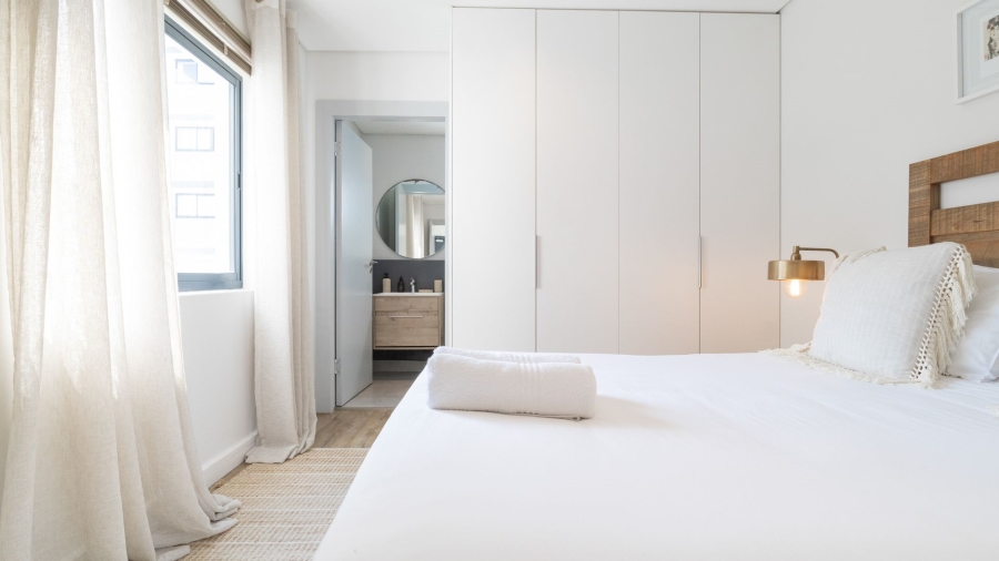 To Let 1 Bedroom Property for Rent in Sea Point Western Cape